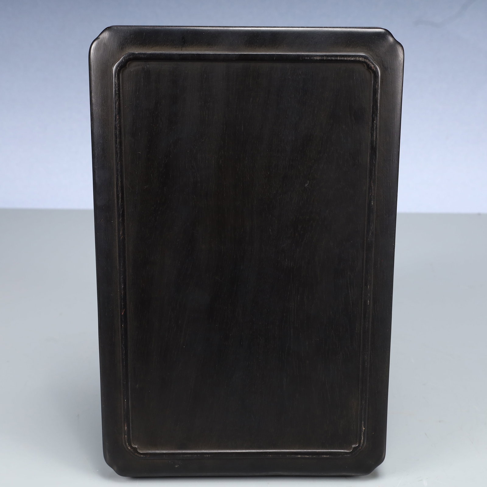 An Exquisite Zitanwood Dragon Pattern Cover Box - 10