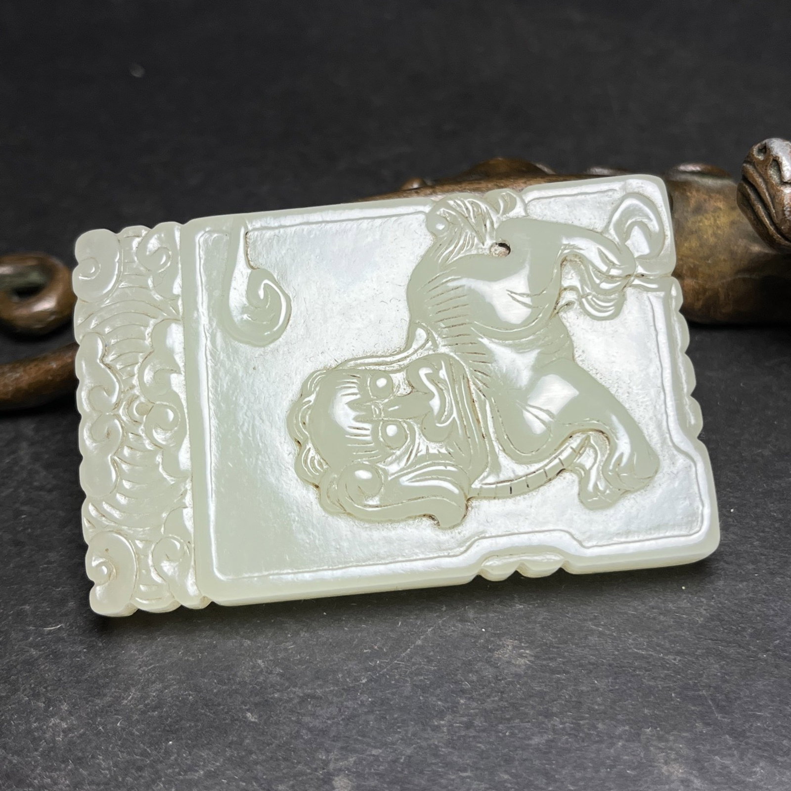 An Exquisite White Jade Lion Pattern Pendant,With Poem - 3