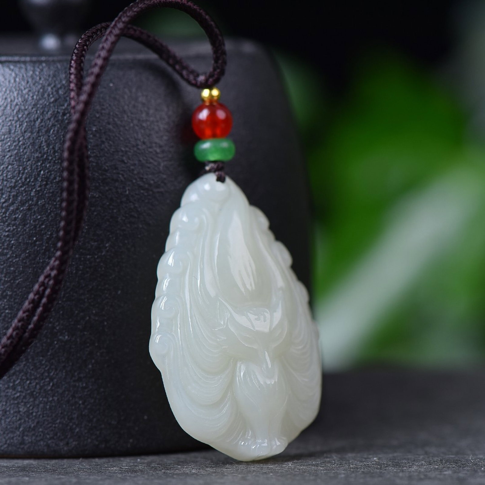 An Exquisite White Jade Nine-Tailed Fox Pendant - 2