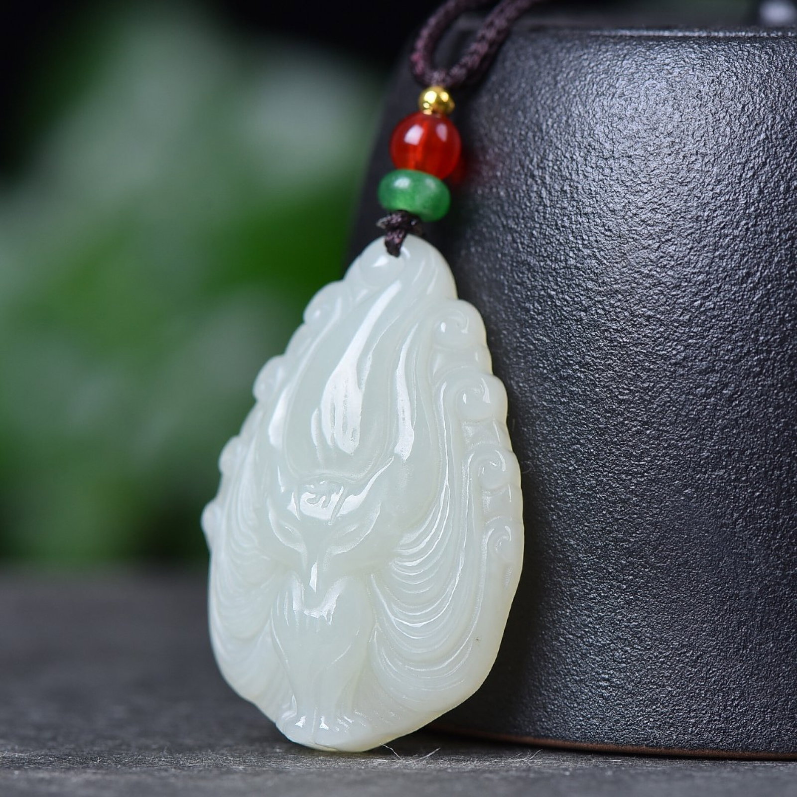 An Exquisite White Jade Nine-Tailed Fox Pendant - 3