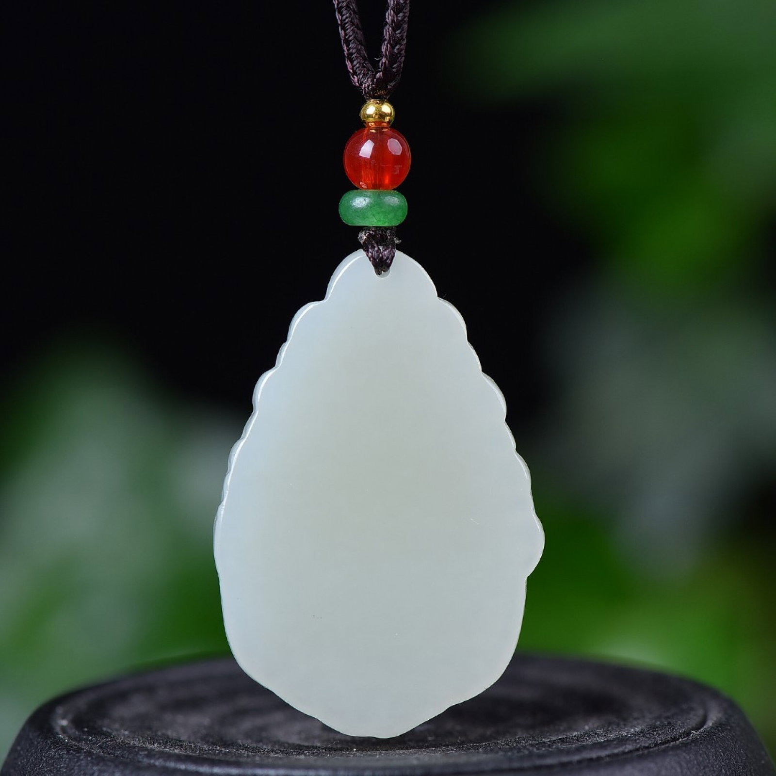 An Exquisite White Jade Nine-Tailed Fox Pendant - 4