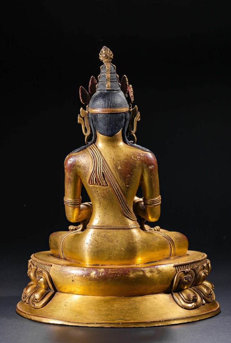 A Solemn Gilt Bronze Statue of Mah¨¡vairocana - 11