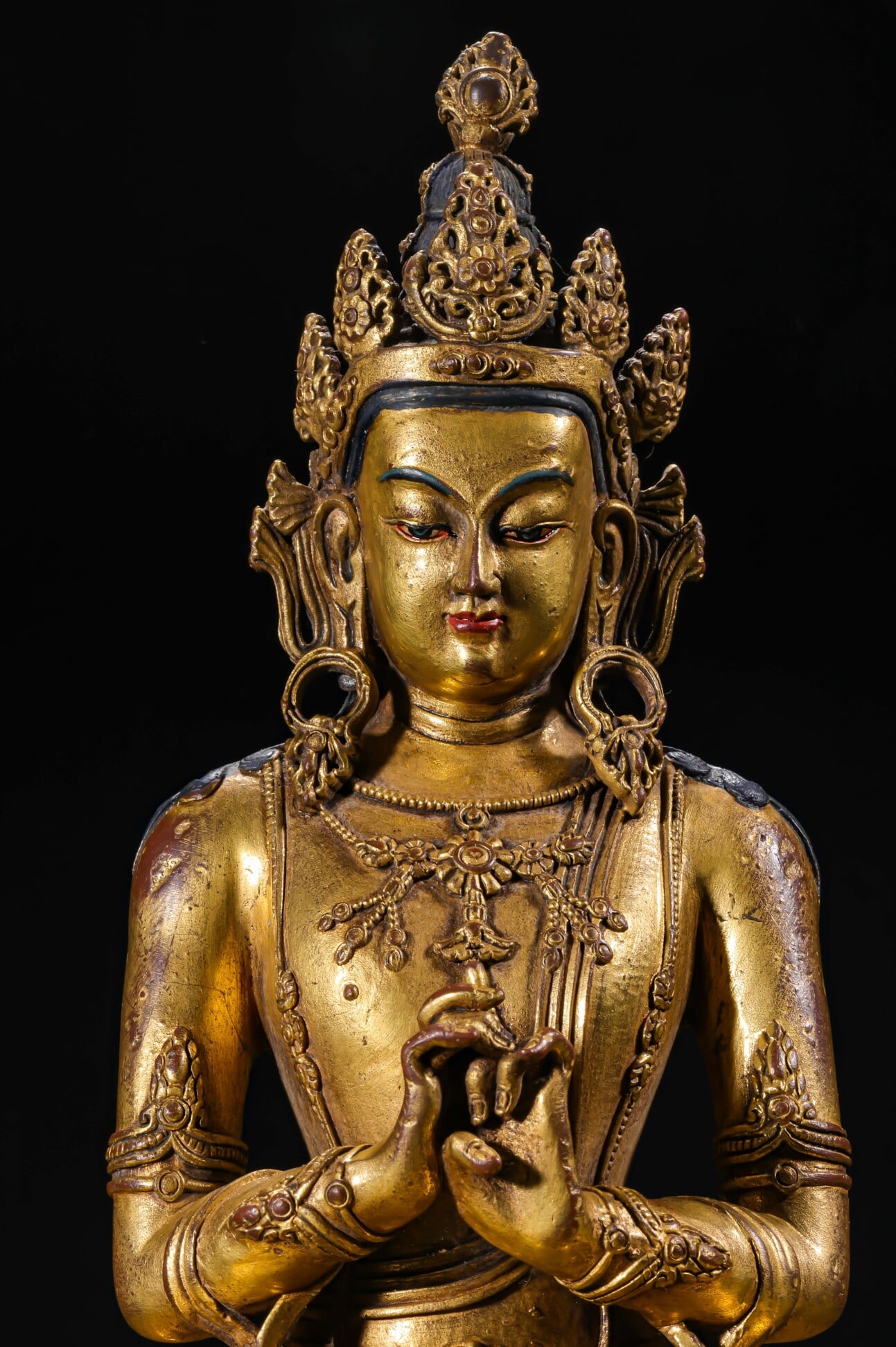 A Solemn Gilt Bronze Statue of Mah¨¡vairocana - 4