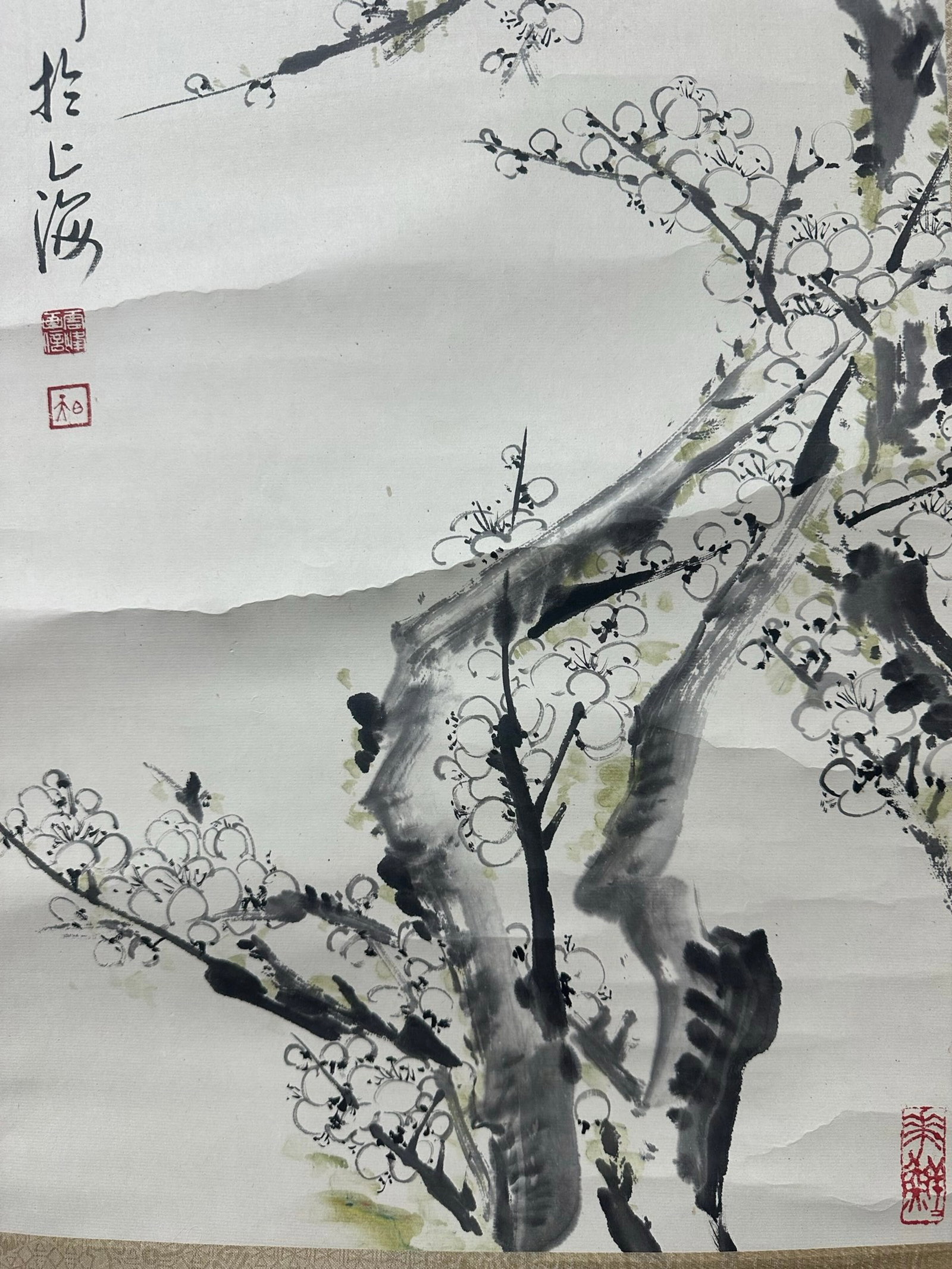 A Chinese Vertical Scroll Ink Painting of Flower and Bird on Paper,Dai Yunfeng - 6