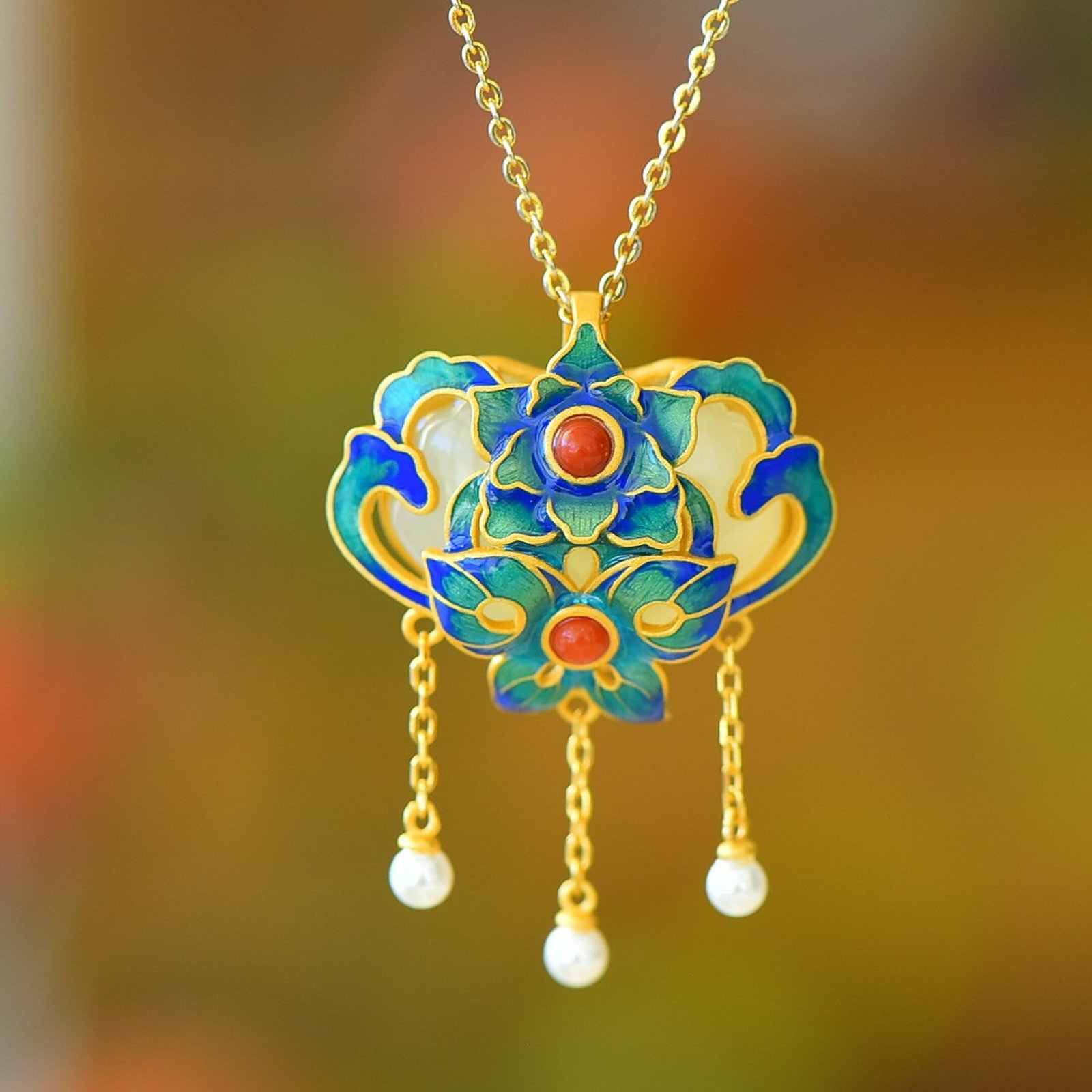 An Exquisite Sterling Silver-Gold Plated Inlaid White Jade Pendant,Inlaid Pearl - 3