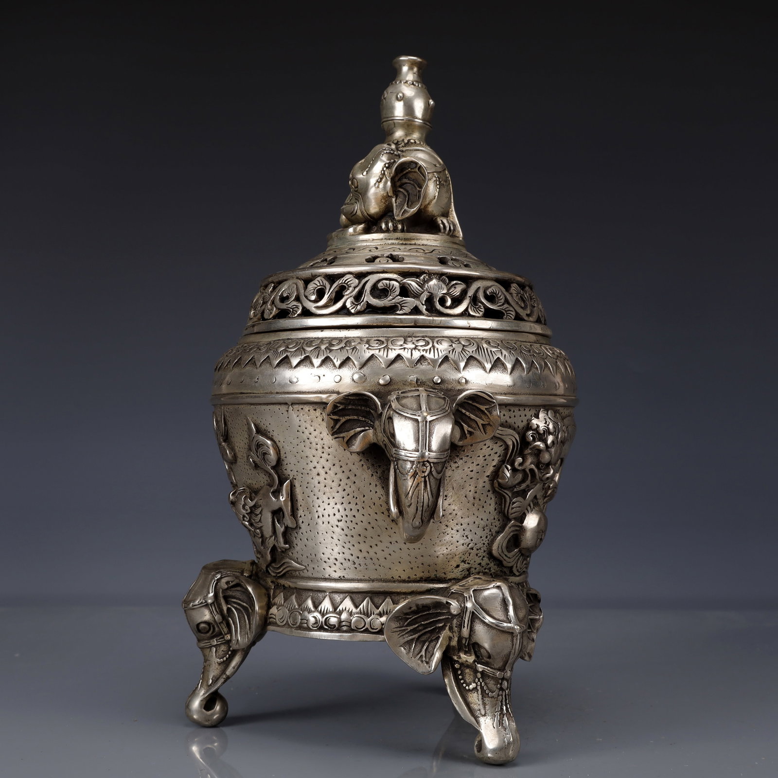 An Exquisite Silver-Plated Bronze Auspicious Beast Pattern Double-Ears and Tripod Censer - 5