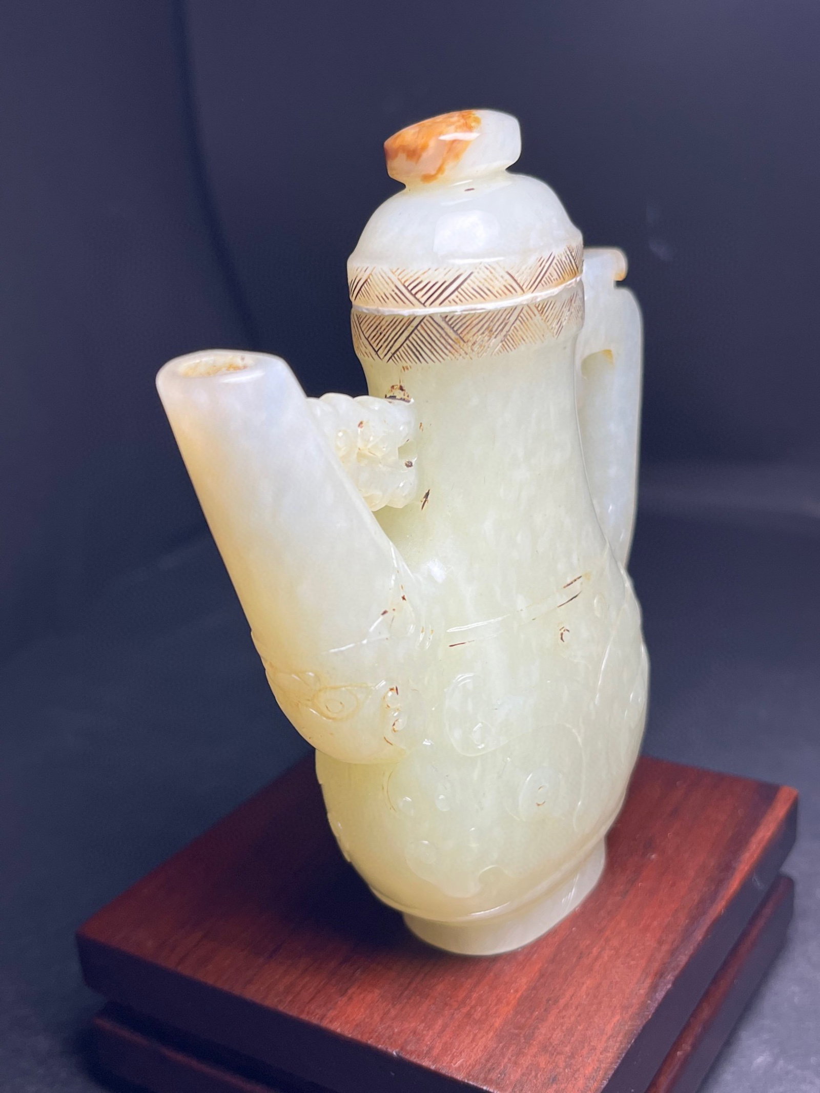An Exquisite White Jade Beast-Face Pattern Flagon - 3