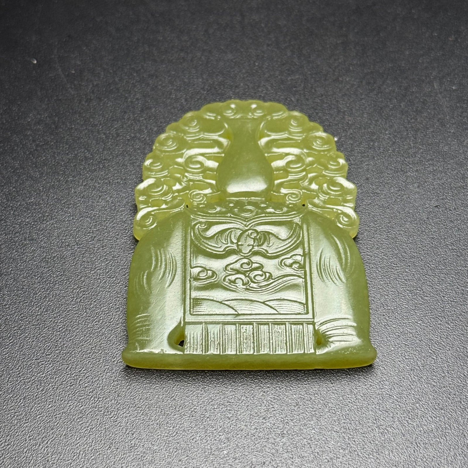 An Exquisite Yellow Jade Auspicious Cloud and Elephant Pattern Pendant - 6