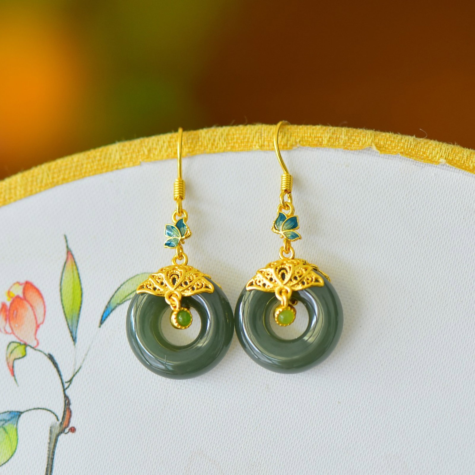 A Pair of Exquisite Sterling Silver-Gold Plated Inlaid Sapphire Earrings - 3