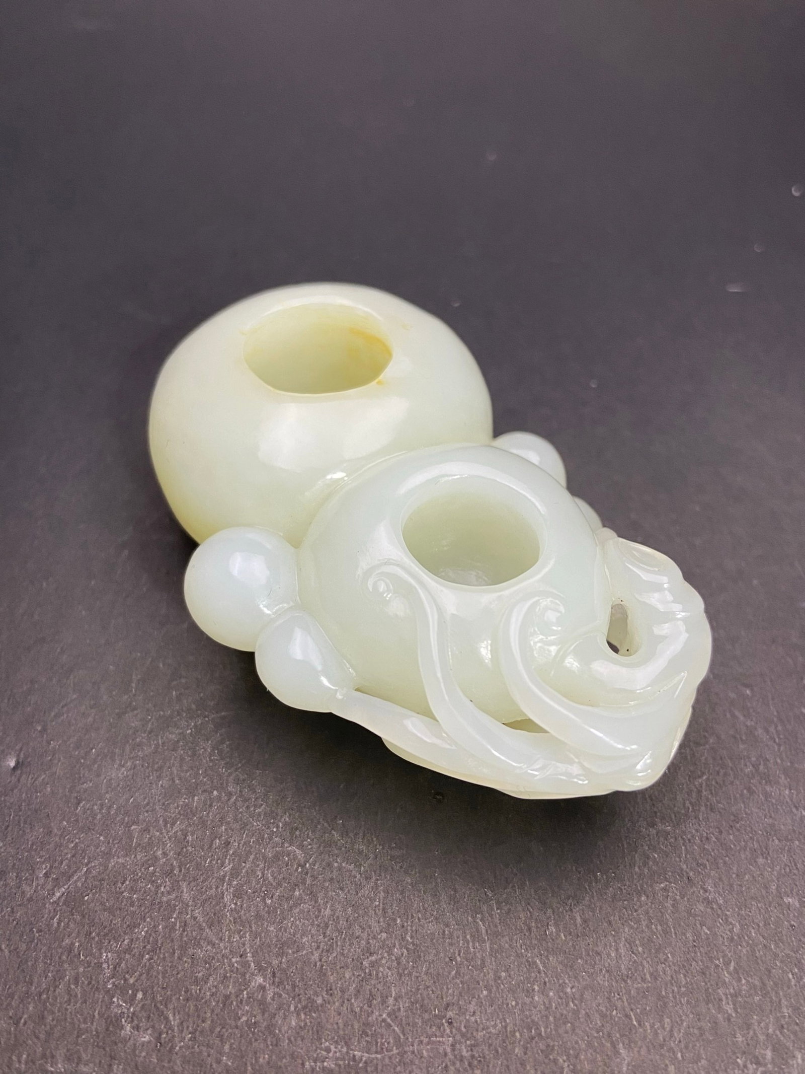 An Exquisite White Jade Gourd-Shaped Brush Washer - 5