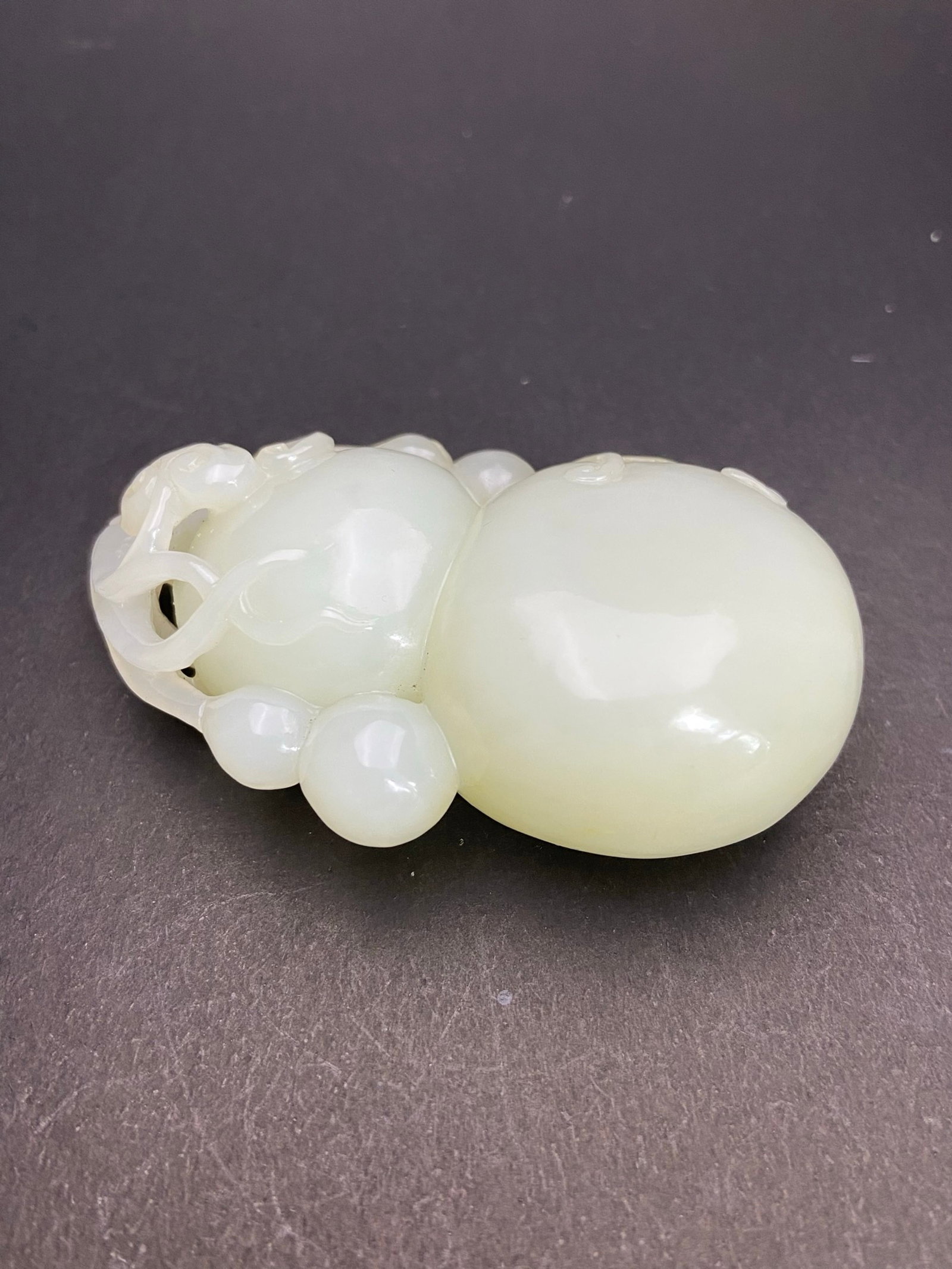 An Exquisite White Jade Gourd-Shaped Brush Washer - 7