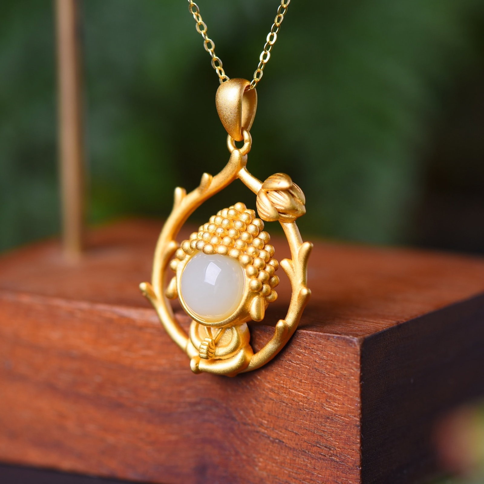 An Exquisite Sterling Silver-Gold Plated Inlaid White Jade Pendant - 3