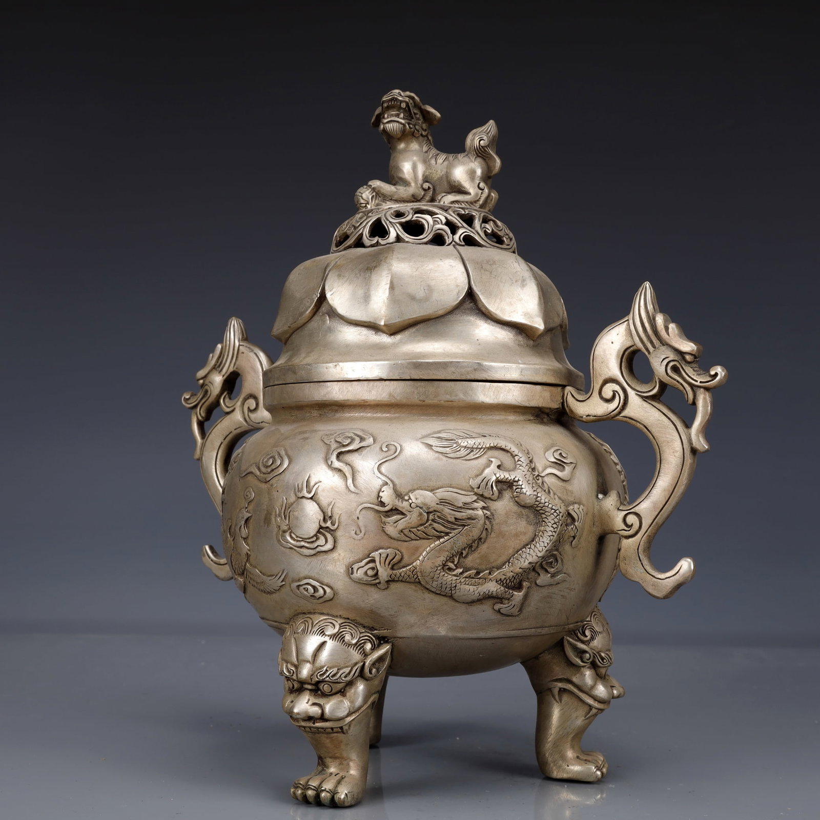 An Exquisite Silver-Plated Bronze Dragon and Phoenix Pattern Dragon-Ears Tripod Censer - 4