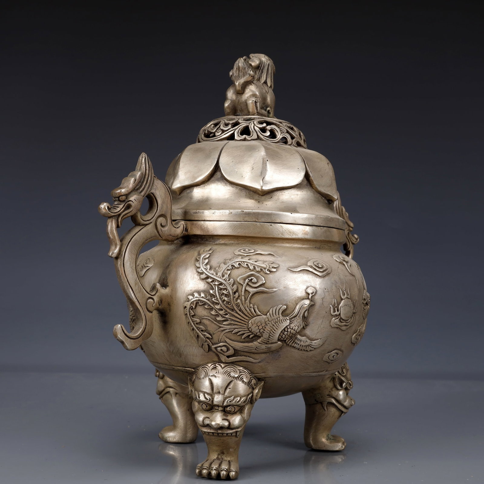 An Exquisite Silver-Plated Bronze Dragon and Phoenix Pattern Dragon-Ears Tripod Censer - 6