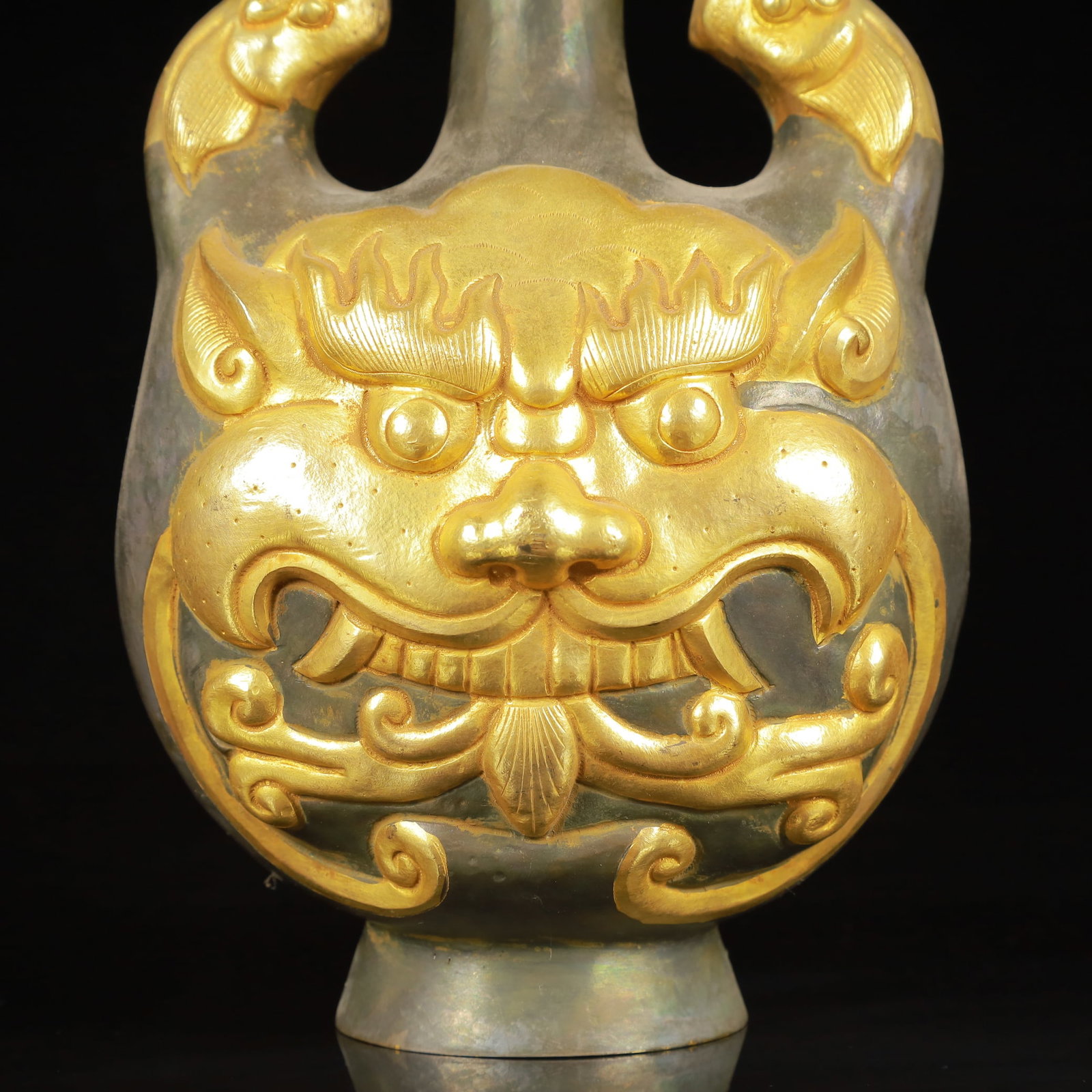 An Exquisite Gilt Silver Beast-Face Pattern Beast-Ears Vase - 3