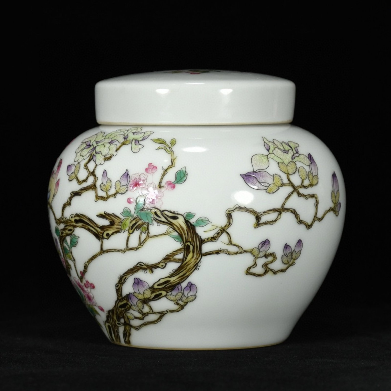 A Pair of Exquisite Famille-Rose Flower and Bird Pattern Cover Jars - 5
