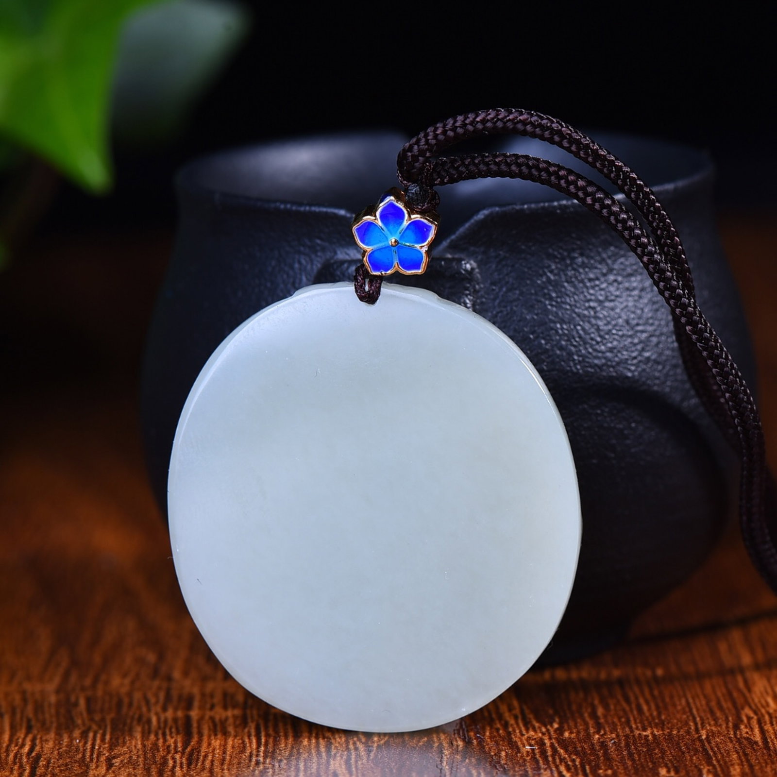 An Exquisite White Jade Fish and Dragon Pattern Pendant - 5