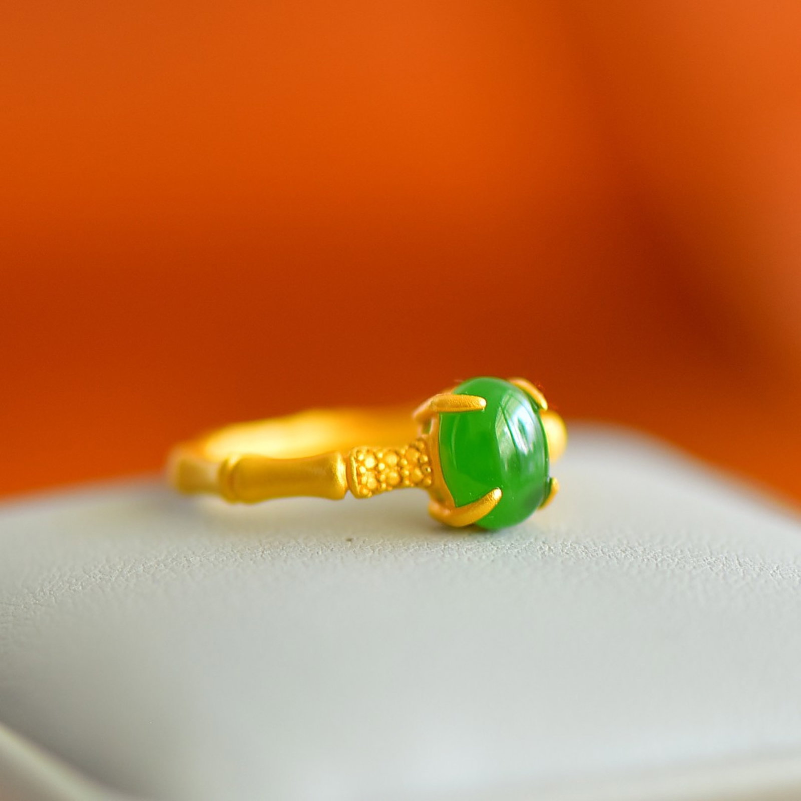 An Exquisite Sterling Silver-Gold Plated Inlaid Jasper Ring - 2