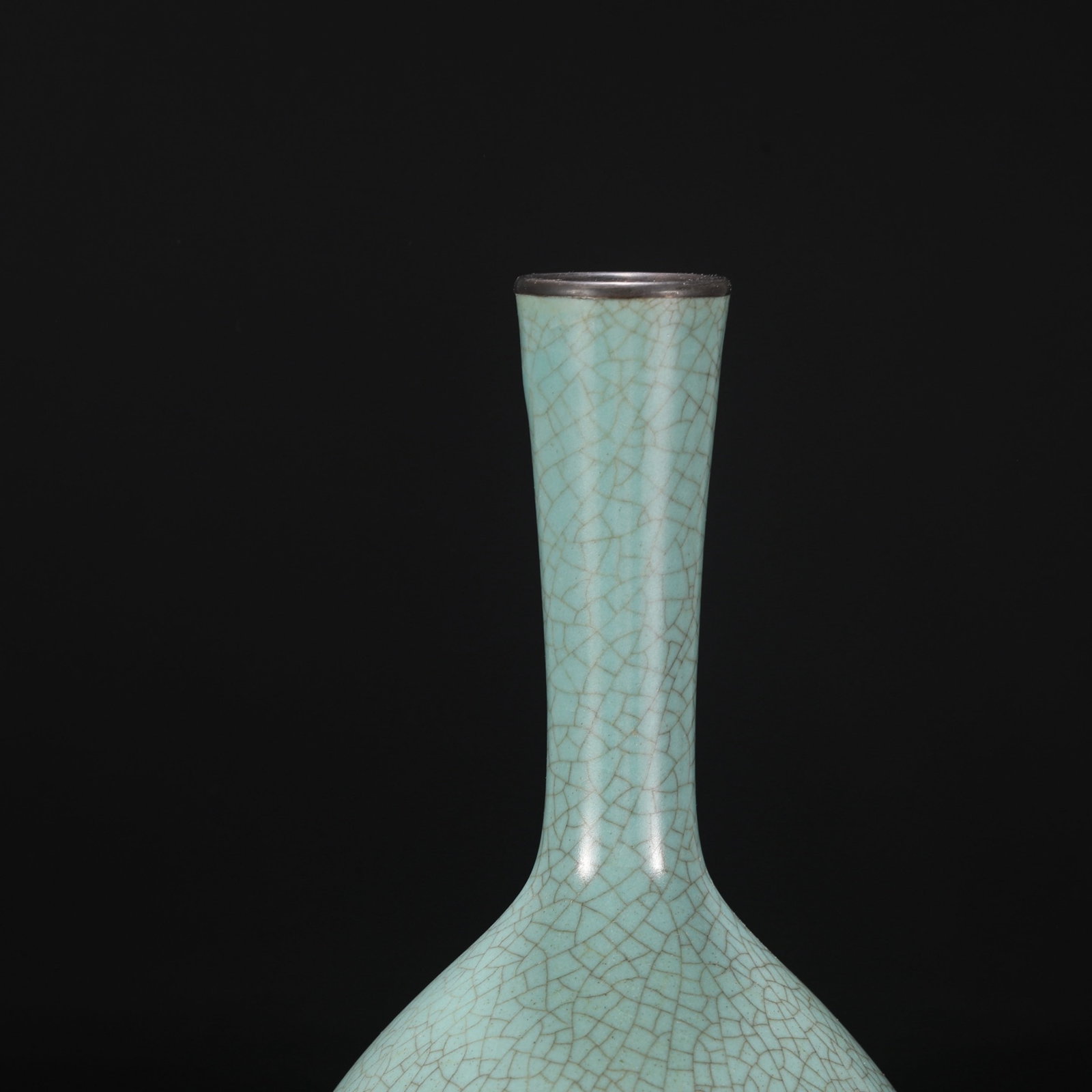 An Exquisite Ru yao Sky Blue Glazed Cover with Silver Vase,With an Imperial Poem by Emperor Qianl... - 3