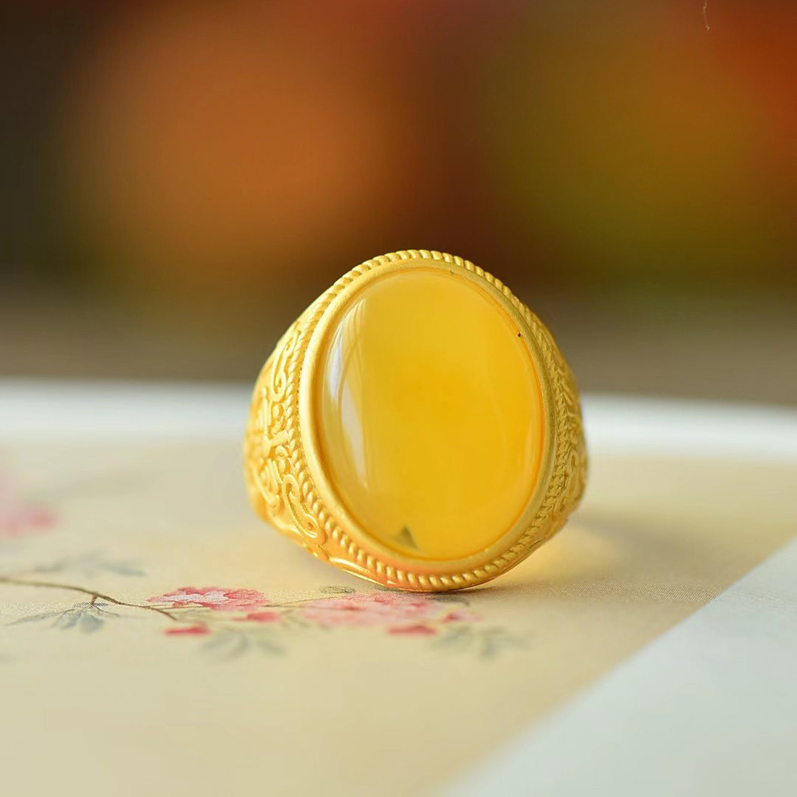 An Exquisite Sterling Silver-Gold Plated Inlaid Amber Ring - 5