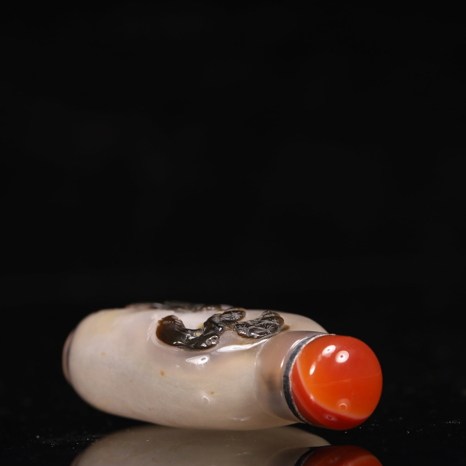 An Exquisite Agate Landscape and Figure Pattern Snuff Bottle - 7