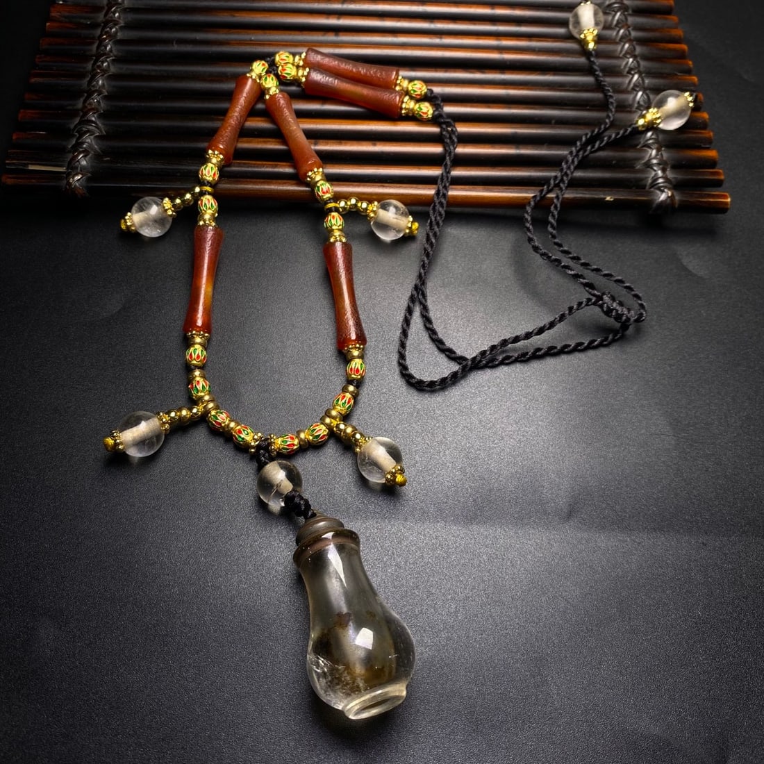 An Exquisite Agate Crystal Necklace - 2