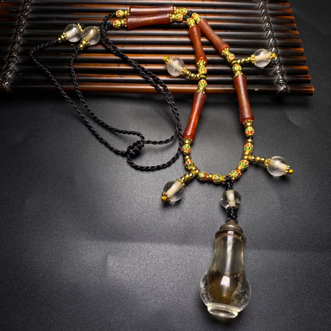 An Exquisite Agate Crystal Necklace - 4