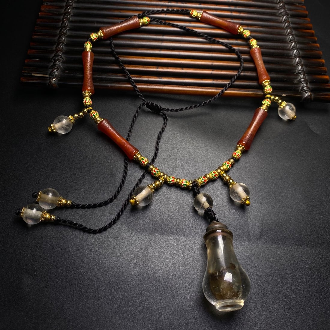 An Exquisite Agate Crystal Necklace - 5