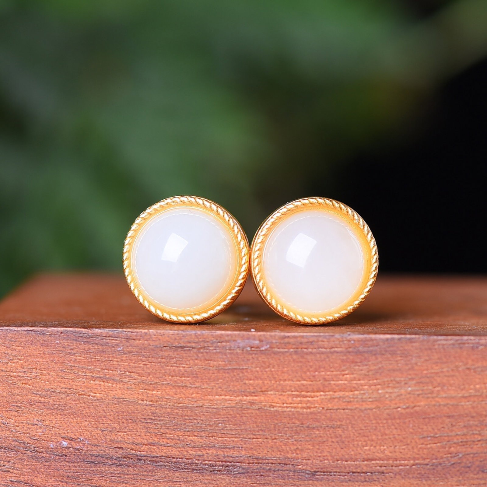 A Pair of Exquisite Sterling Silver-Gold Plated Inlaid White Jade Earrings - 2