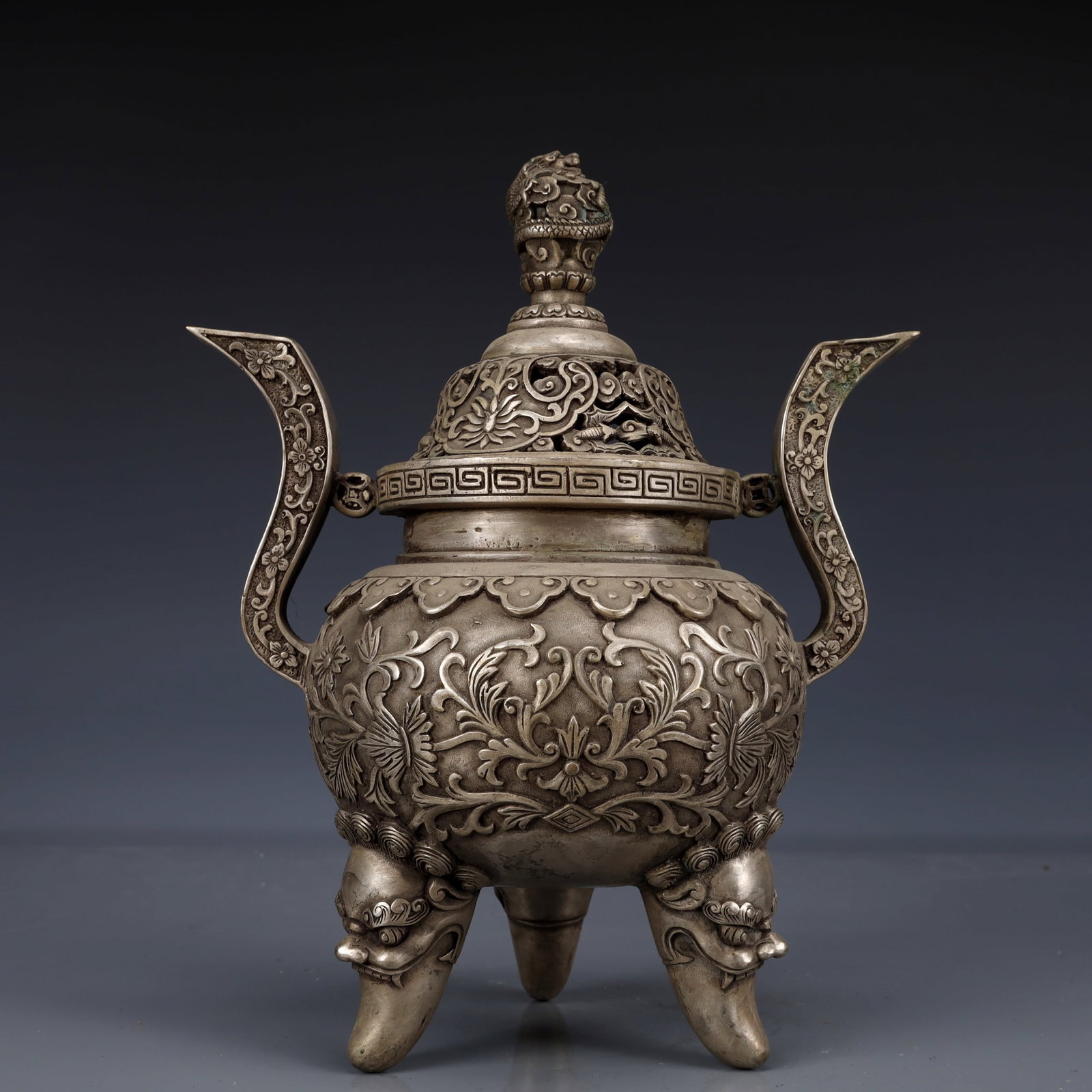 An Exquisite Silver-Plated Bronze Flower Pattern Double-Ears and Tripod Censer - 7