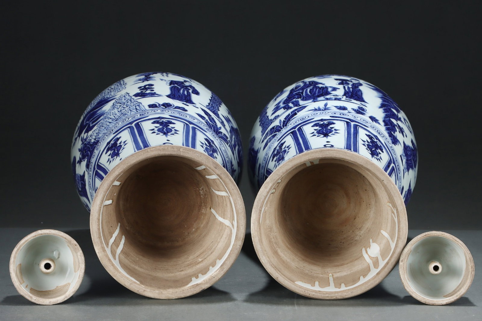 A Pair of Huge Blue and White Character and Story Pattern Bottles,With Vertical Scroll Painting o... - 5