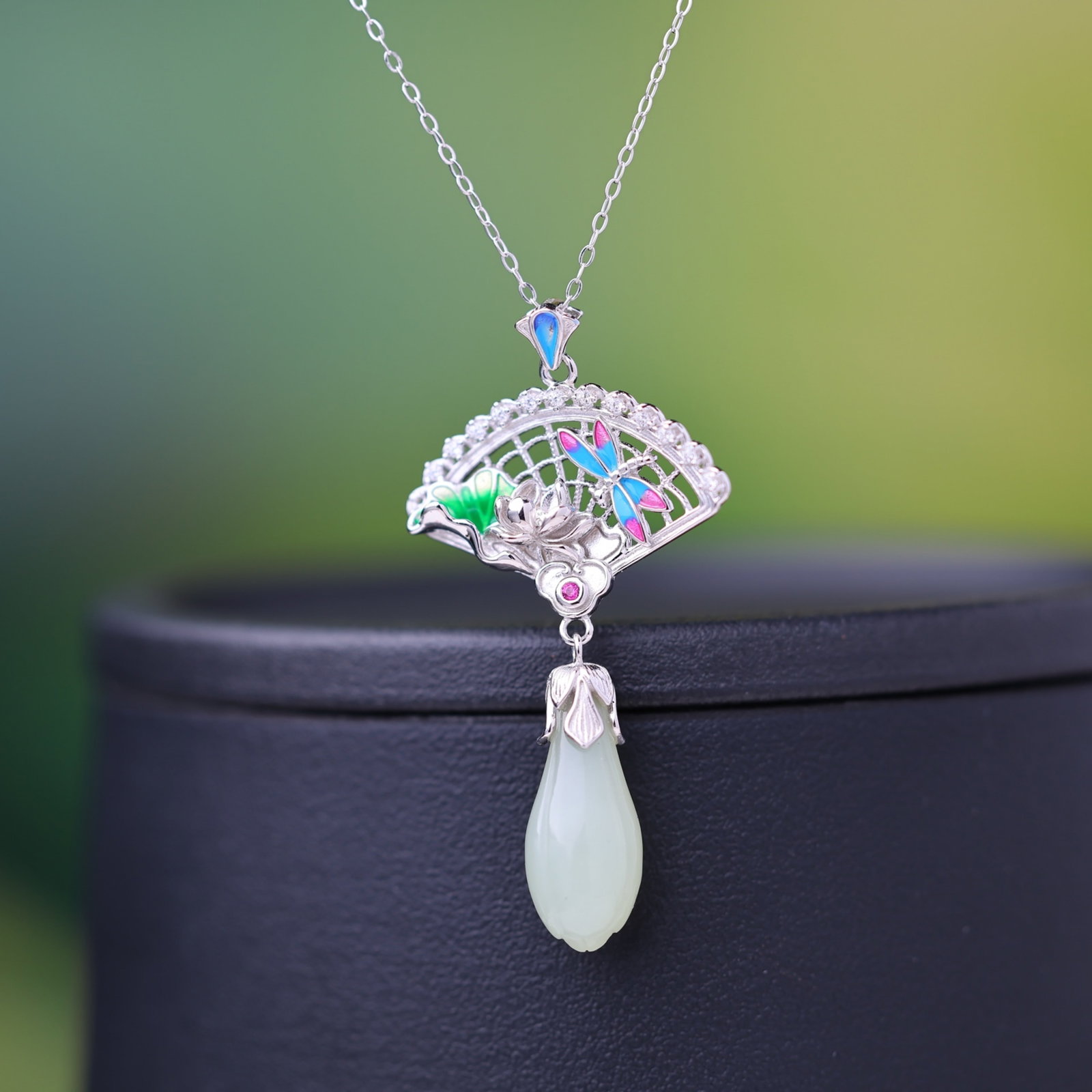 An Exquisite Sterling Silver Inlaid White Jade Pendant,Inlaid Diamond - 2