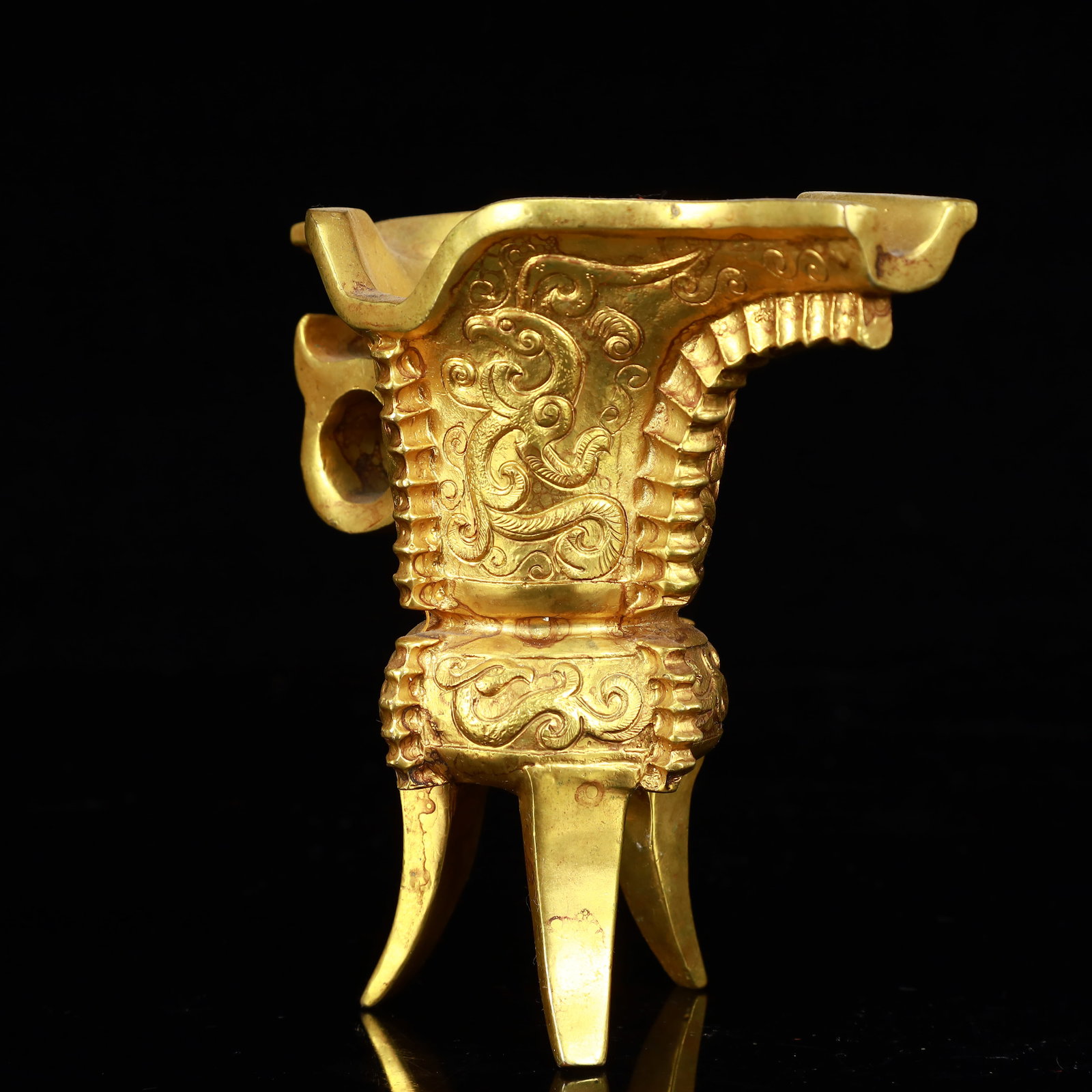 A Rare Gilt Bronze Dragon Pattern Tripod Goblet - 2