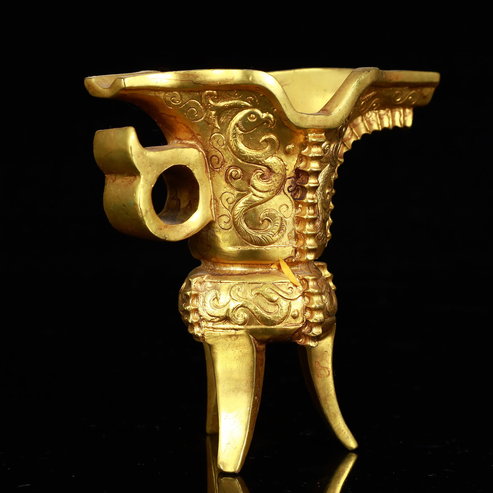 A Rare Gilt Bronze Dragon Pattern Tripod Goblet - 8