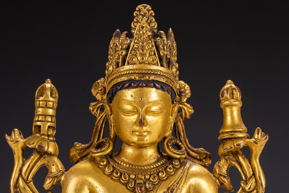 A Solemn Gilt Bronze Statue of Sakyamuni - 2