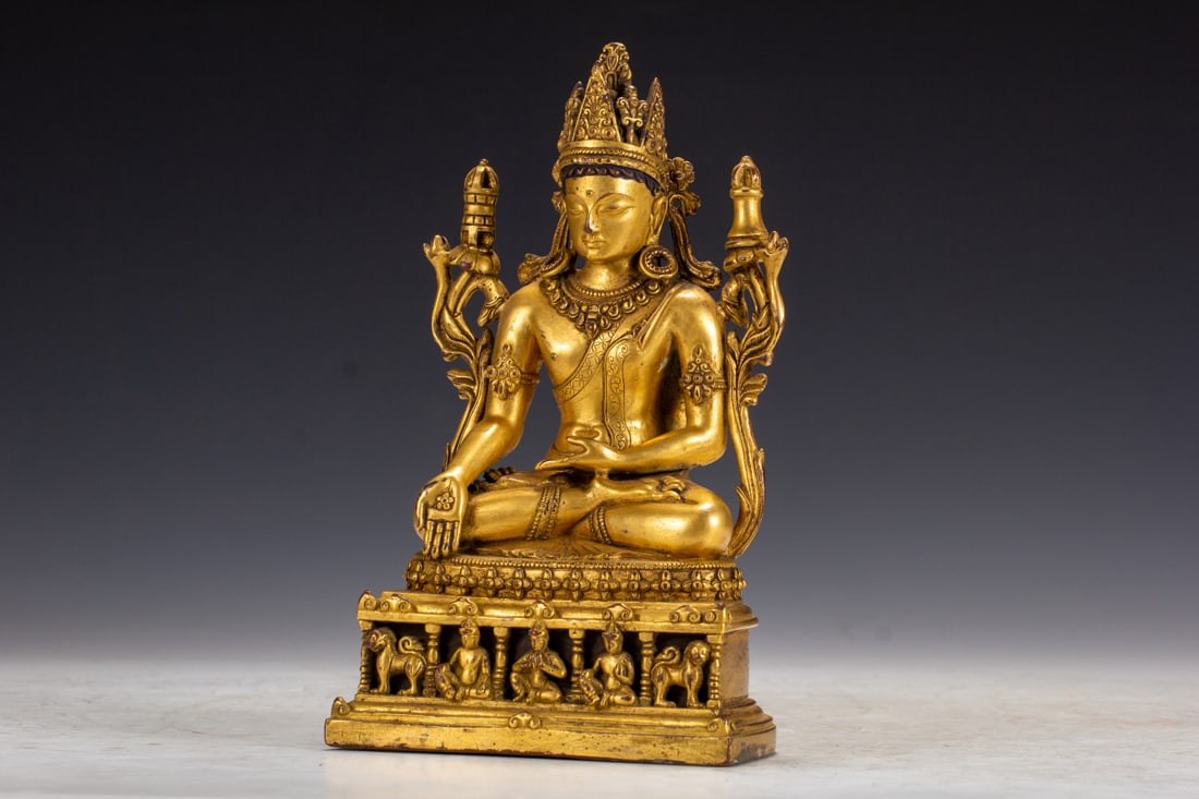 A Solemn Gilt Bronze Statue of Sakyamuni - 3