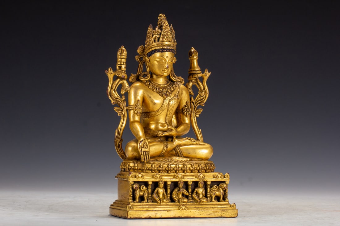A Solemn Gilt Bronze Statue of Sakyamuni - 5