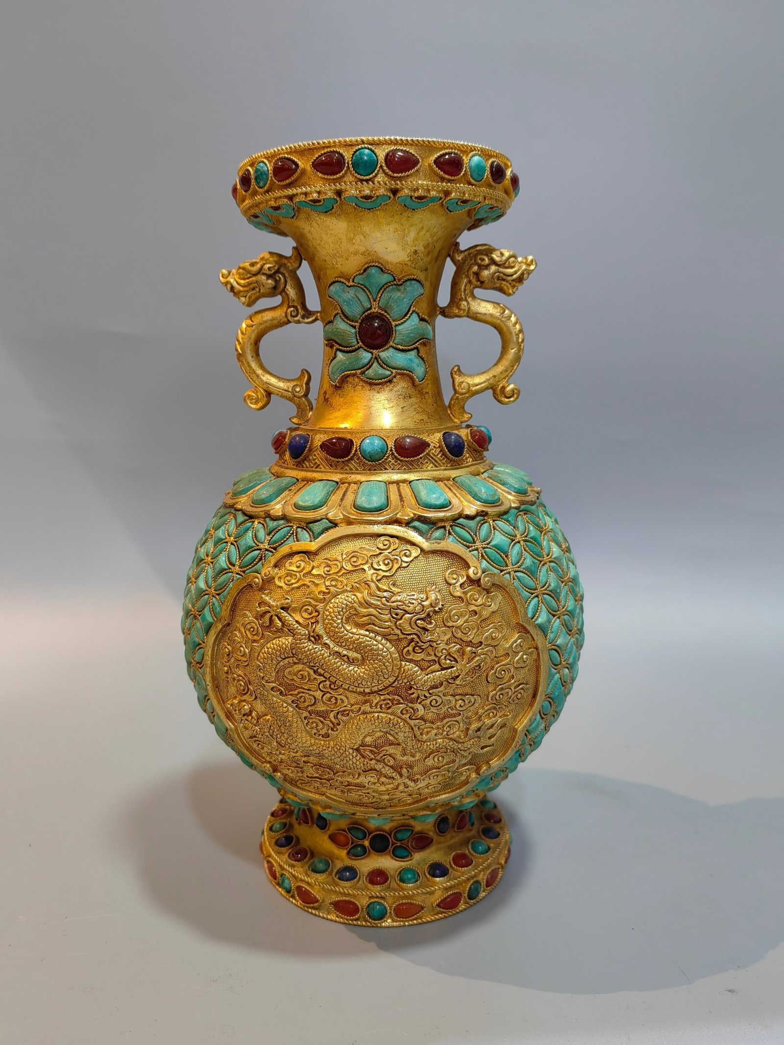 An Exquisite Gilt Bronze Auspicious Cloud and Dragon Pattern Dragon-Ears Vase,Inlaid Gems and Tur... - 3