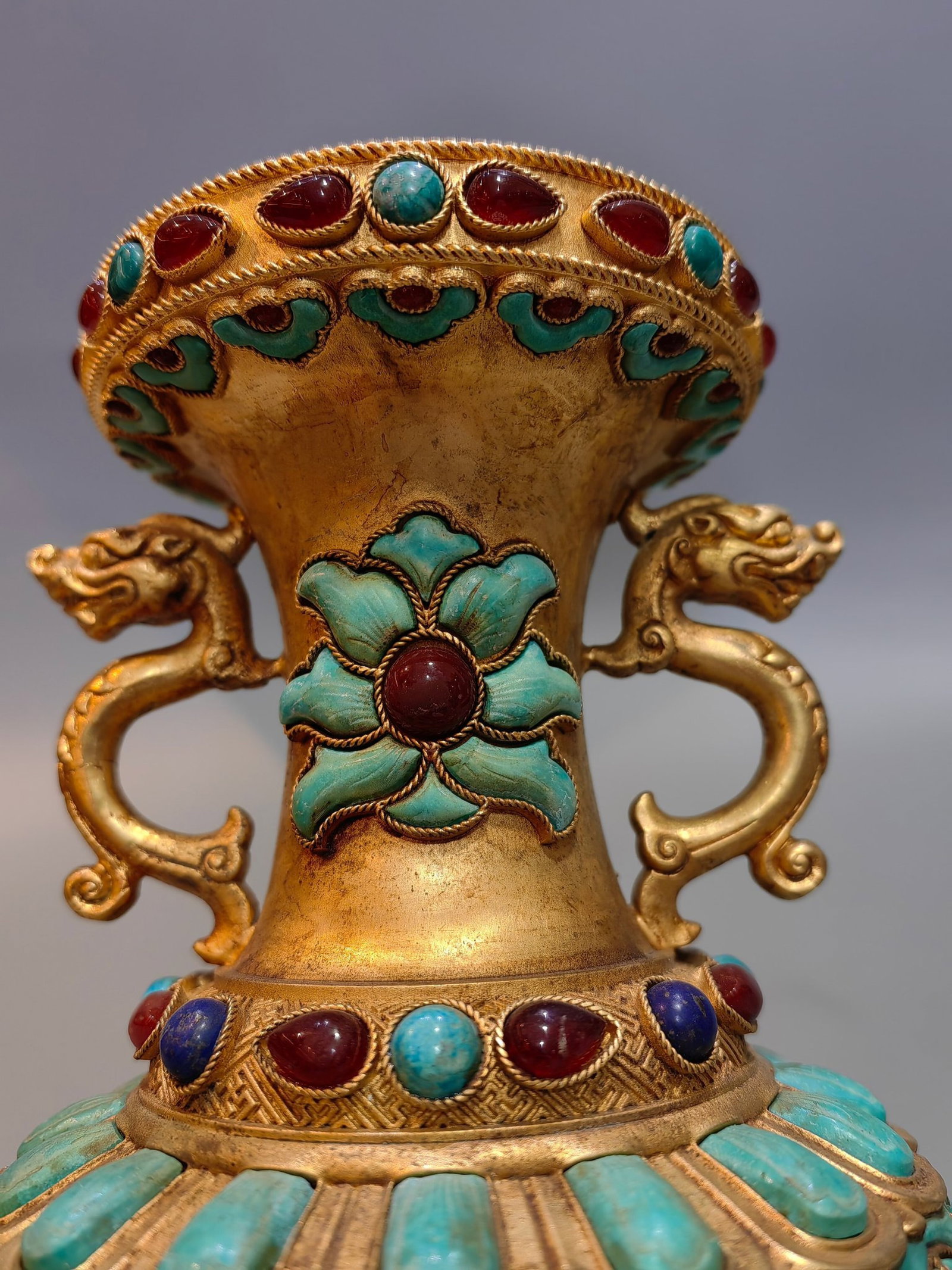 An Exquisite Gilt Bronze Auspicious Cloud and Dragon Pattern Dragon-Ears Vase,Inlaid Gems and Tur... - 6
