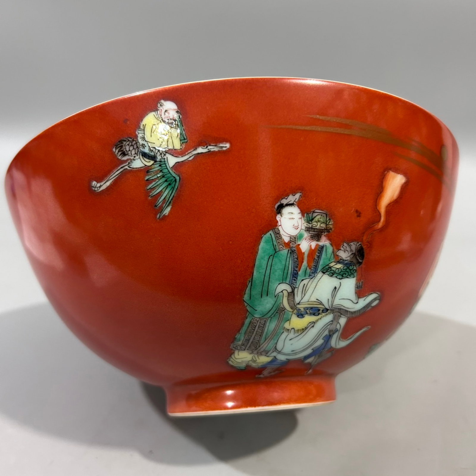 An Exquisite Red Ground Famille-Rose Figure Pattern Bowl - 5