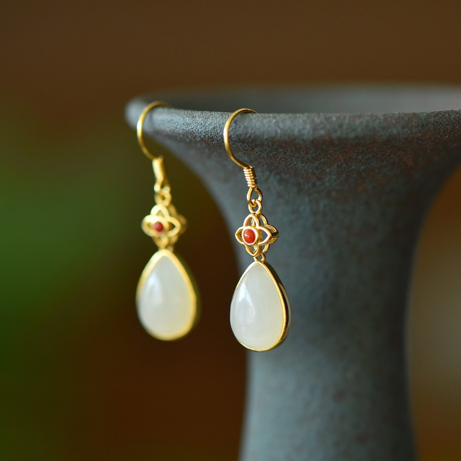 A Pair of Exquisite Sterling Silver-Gold Plated Inlaid White Jade Earrings - 2