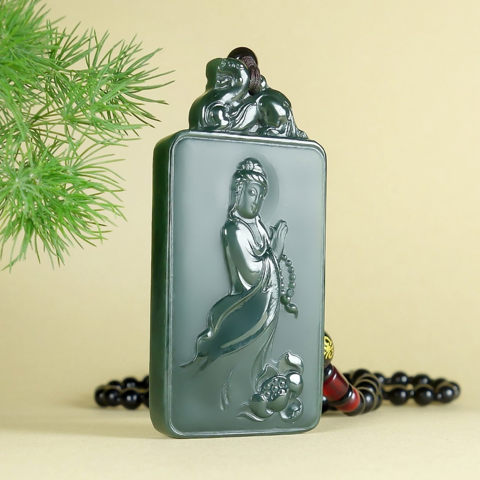 An Exquisite Greenish Jade Statue of Avalokitesvara Pendant: Estimated Value:600-1200 An Exquisite Greenish Jade Statue of Avalokitesvara Pendant,Size:65mmx31mmx9mm 青玉观音像挂件