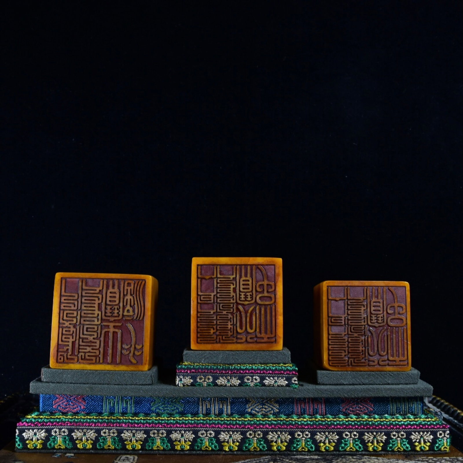 A Set of Fine Tianhuang Stone Auspicious Beast Pattern Seals - 8