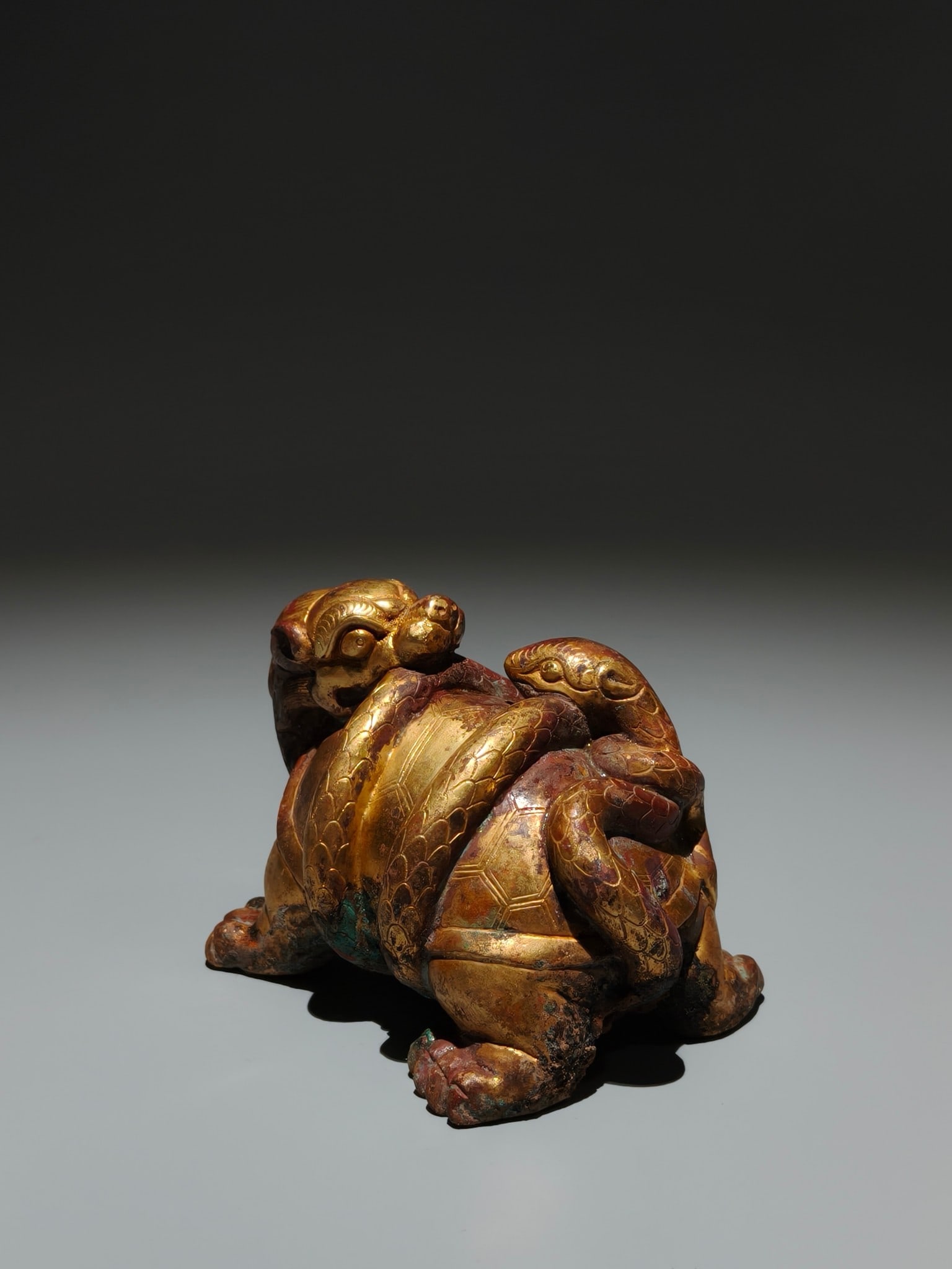 An Exquisite Gilt Bronze Snake Pattern Turtle Ornament - 8