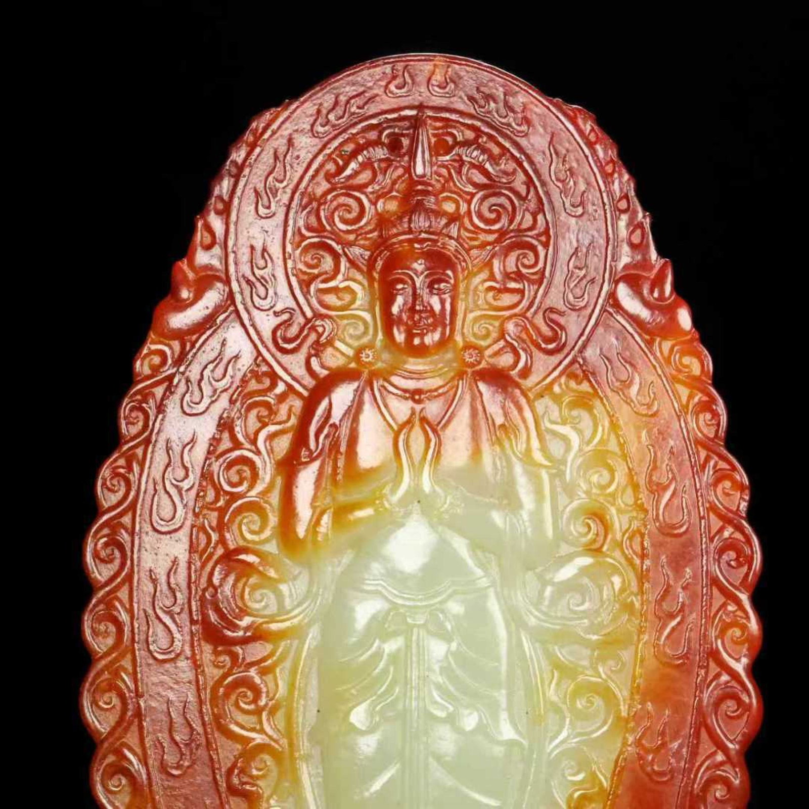 An Exquisite White Jade Buddha Statue Pattern Pendant - 2