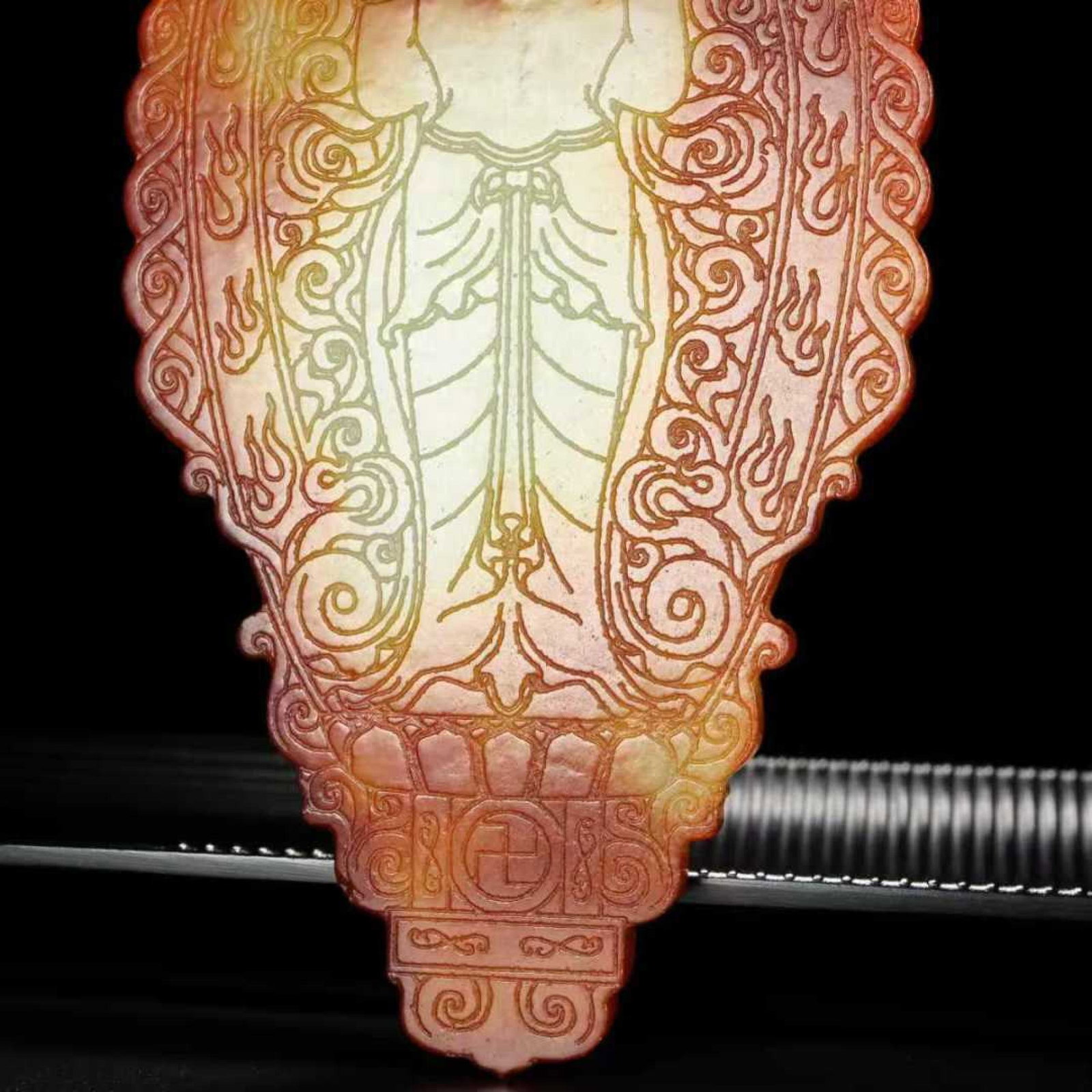 An Exquisite White Jade Buddha Statue Pattern Pendant - 9