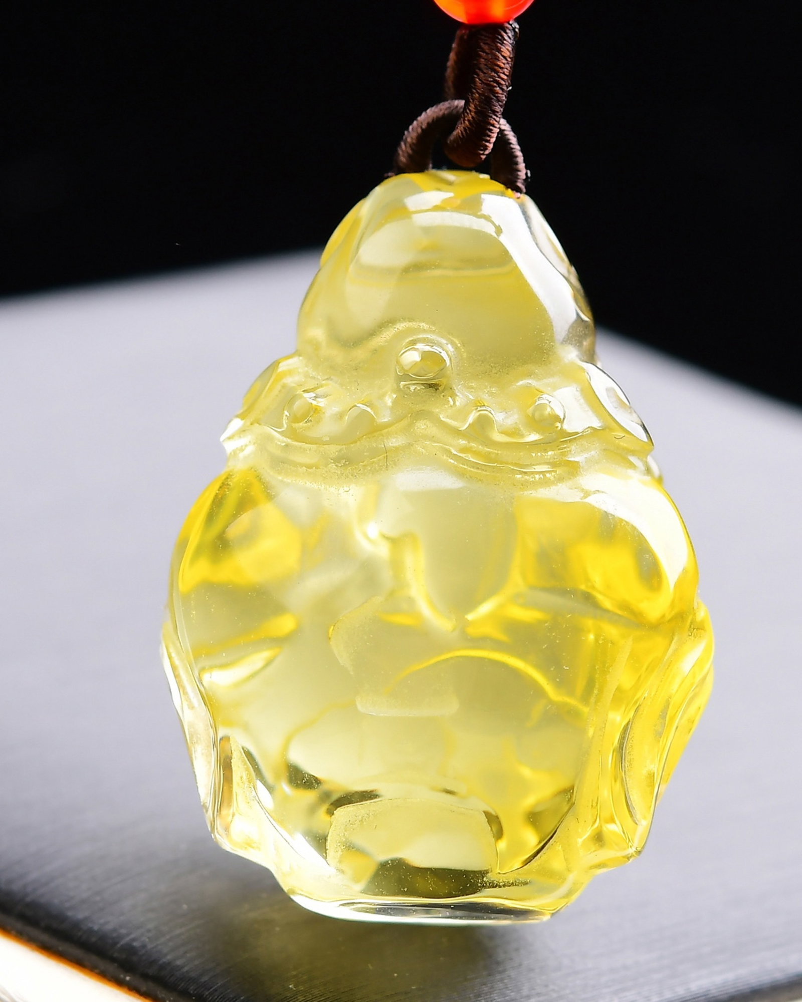 An Exquisite Crystal Statue of Mammon Pendant - 4