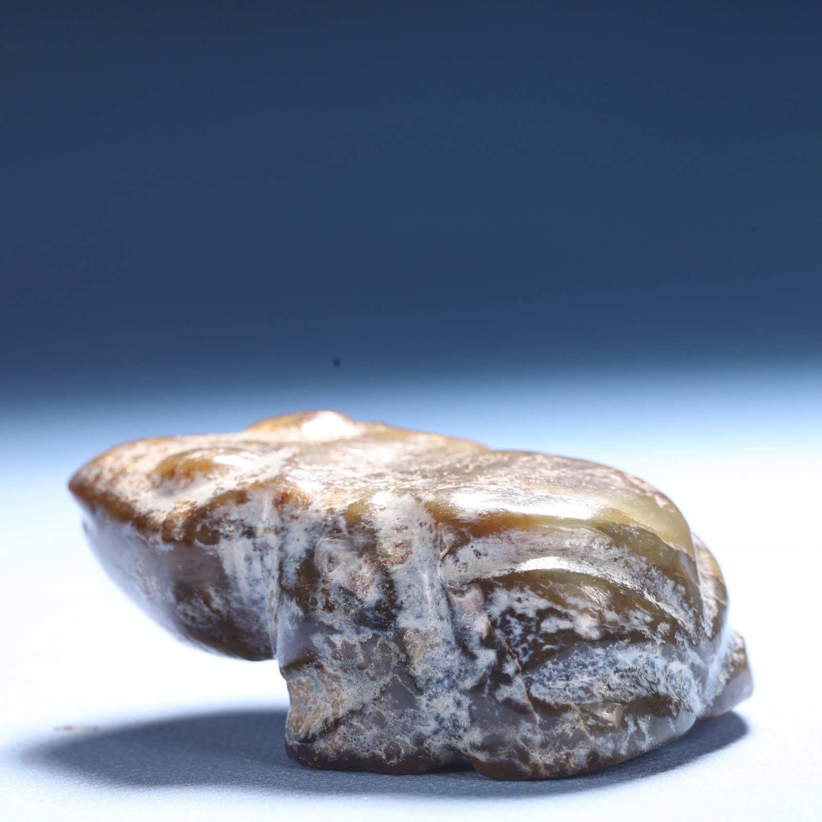 An Archaic Hongshan Culture Yellow Jade Frog Ornament - 4