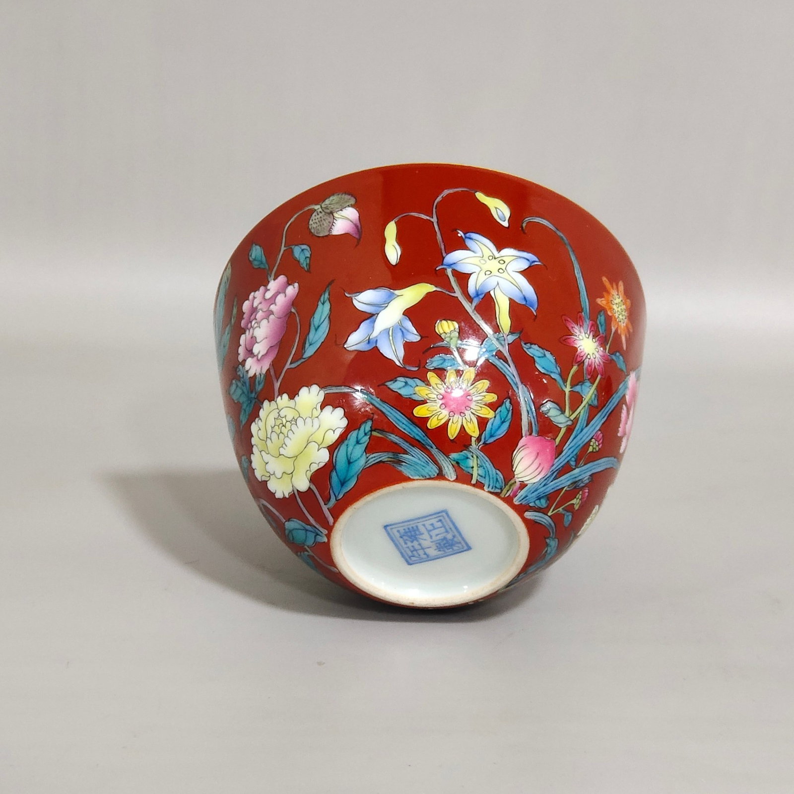 A Pair of Exquisite Enamel Red Glazed Flower Pattern Cups - 5