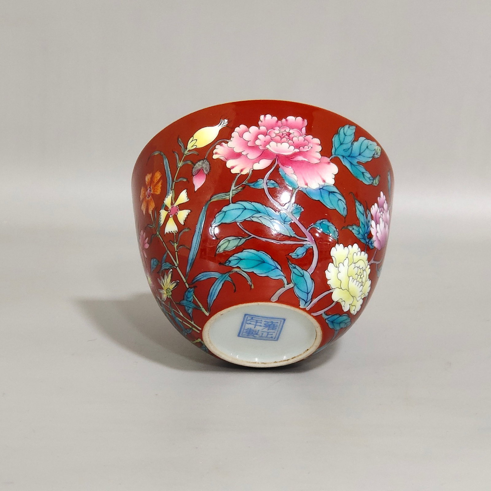 A Pair of Exquisite Enamel Red Glazed Flower Pattern Cups - 6